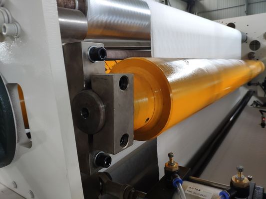 macchina di taglio di carta 1400mm di larghezza non tessuta di 380V