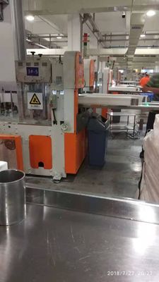 5.5KW 3000 strati/Min Lunch Napkin Embossing Machine