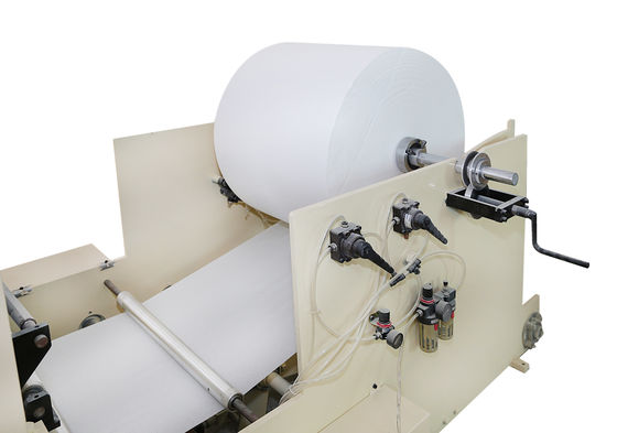 Tovagliolo di goffratura della carta velina della laminazione 330mm che fa macchina